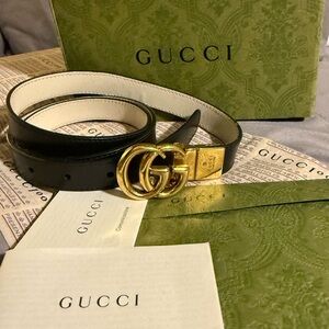 Reversible Gucci Black/white Leather Belt with Gold Buckle